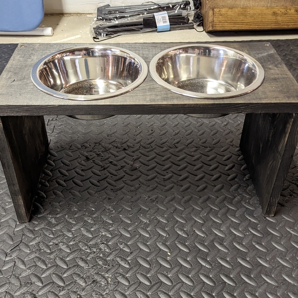 Handmade Wooden Dog bowl Holders - Picture 3 of 3